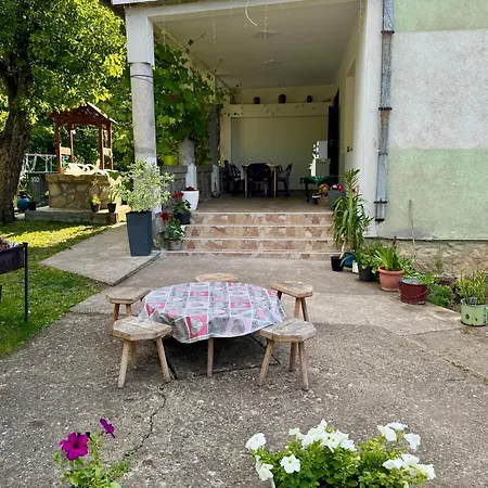 Idila Pod Rtnjem - Najam Cele Vikendice Sa Bazenom *