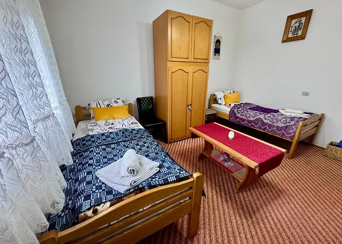 Дом отдыха Idila Pod Rtnjem - Najam Cele Vikendice Sa Bazenom Ilino