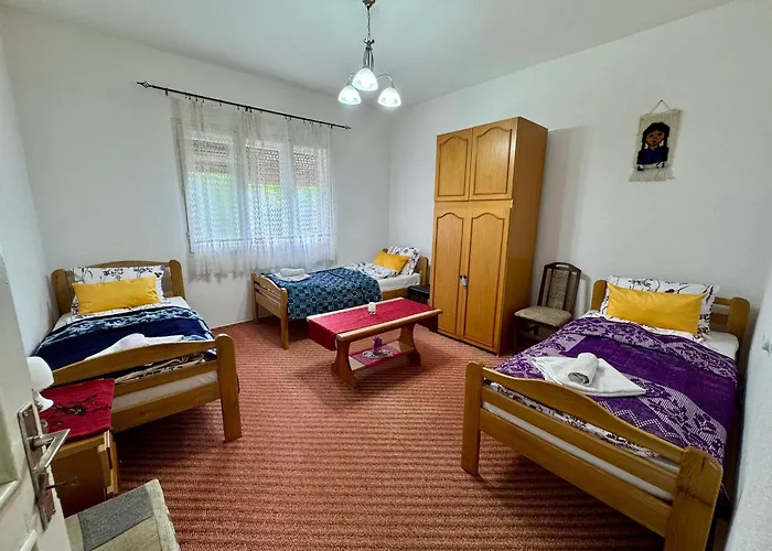 Idila Pod Rtnjem - Najam Cele Vikendice Sa Bazenom Дом отдыха Ilino